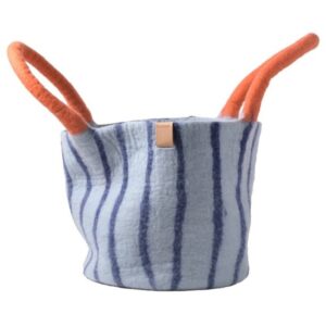Panier en laine bouillie de grande taille pour tout ranger à la maison avec style et élégance. Idéal comme panier à bois, à plaid ou bac à jouets.