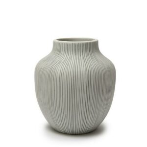 Vase Kyoto en porcelaine gris clair dessiné par Marita Lindholm pour Lindform