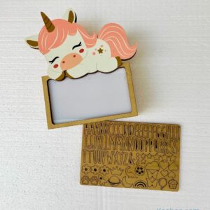 Veilleuse Licorne, Lampe LED personnalisable pour la chambre de bébé ou une chambre d'enfant.