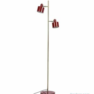 Lampadaire Océan de Dyberg. Un luminaire sur pied à 2 lampes orientables pour éclairer avec style votre intérieur.