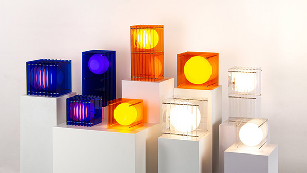 Les luminaires de la marque BANG sont de véritables sculptures lumineuses pour une ambiance chaleureuse qui nous transporte dans les années 70.